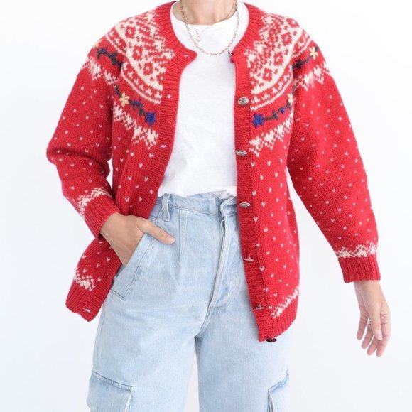 Vintage 80s Eddie Bauer Red with Winter Design 100% Wool Button Up Cardigan Smal - Picture 3 of 15